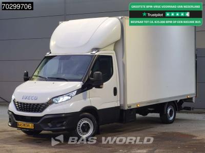 Iveco Daily 35S16 Laadklep Automaat Zijdeur Bakwagen 160PK LED Navi Airco Cruise Camera Standkachel Euro6 in vendita da BAS World B.V.
