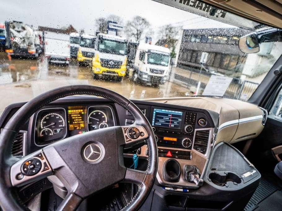 Mercedes-Benz ACTROS 2651 LS Foto 9