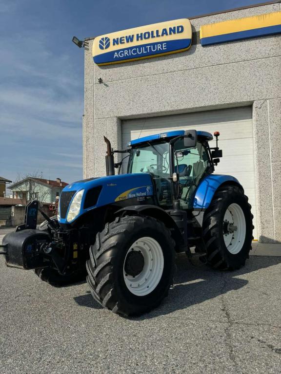 New Holland T7040 Foto 1