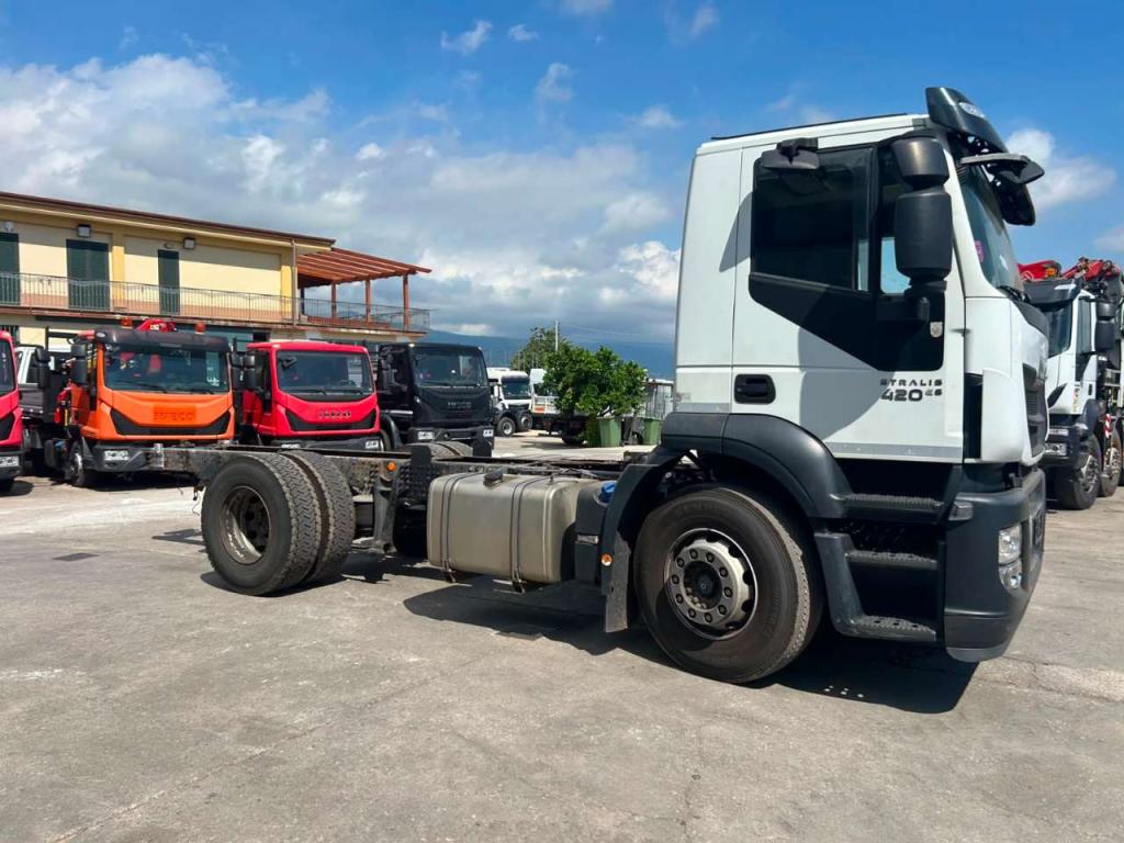 Iveco STRALIS AD190S42 Foto 10