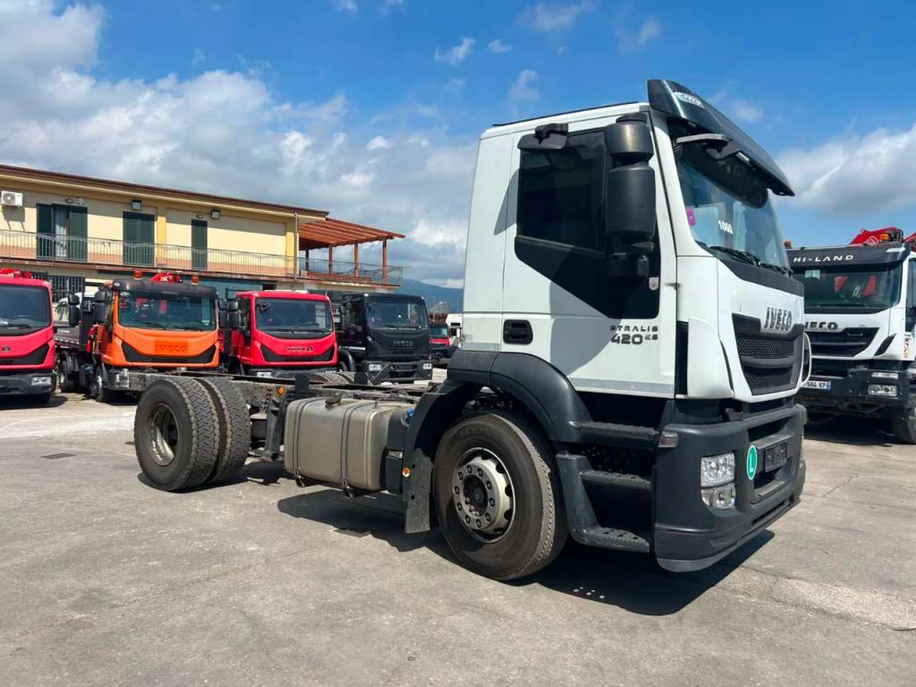 Iveco STRALIS AD190S42 Foto 9