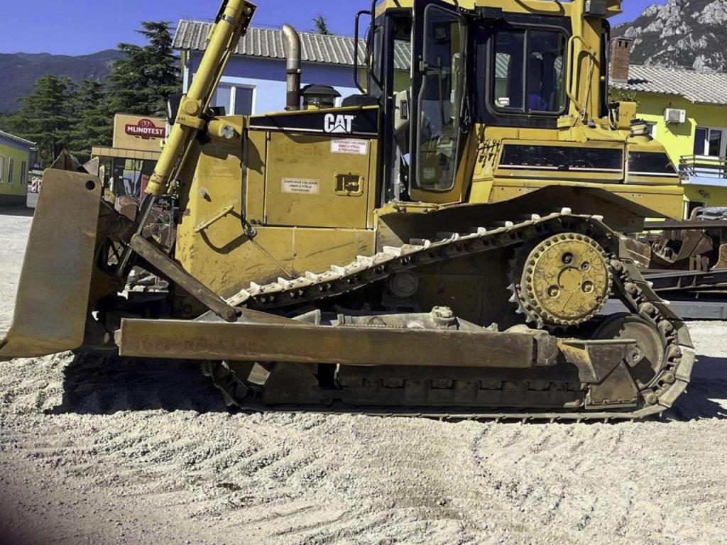 Caterpillar D6R series II STD Foto 2