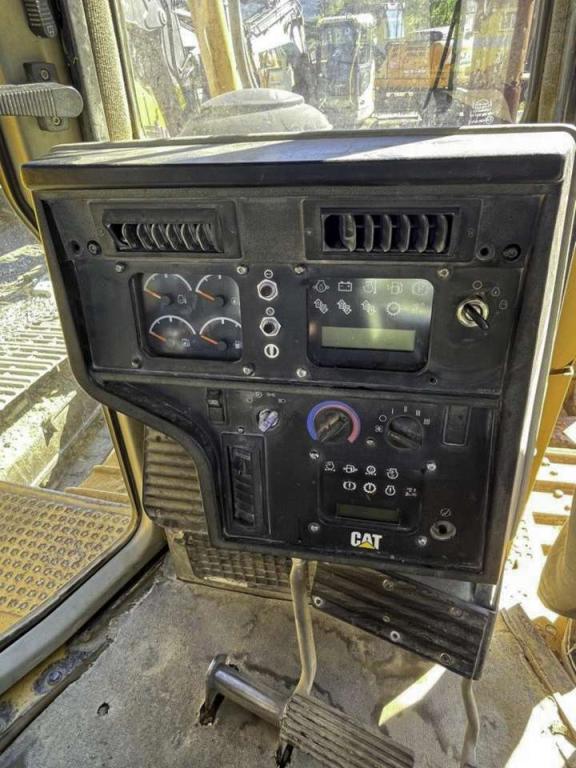 Caterpillar D6R series II STD Foto 30