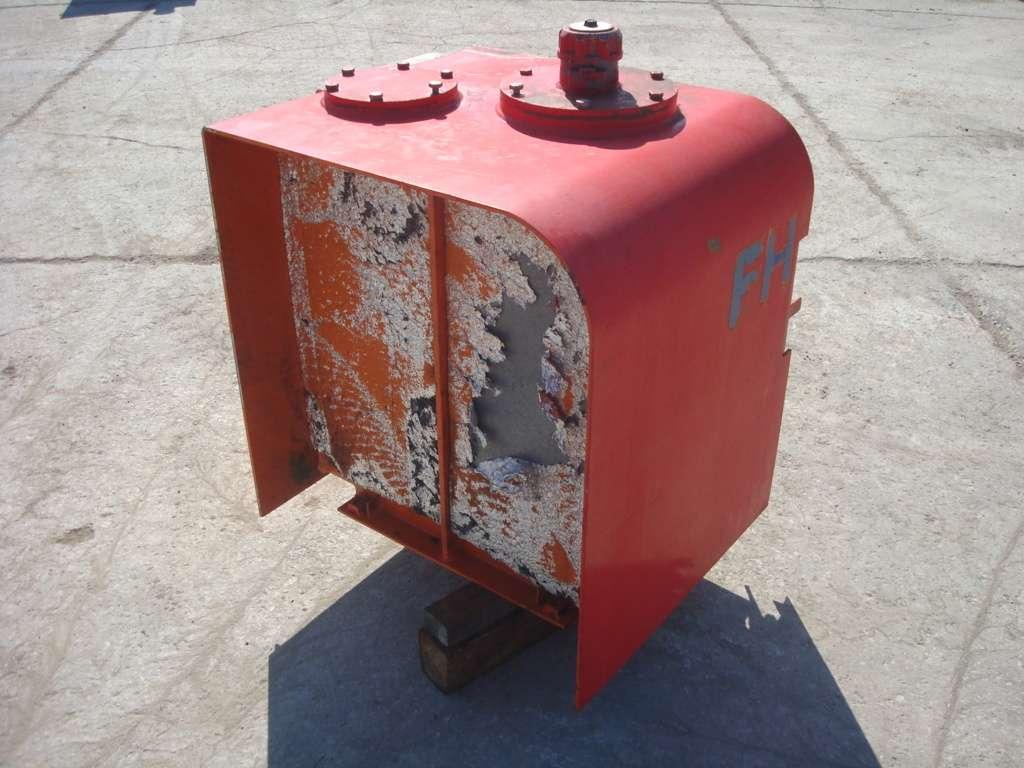 Serbatoio olio idraulico per Fiat Hitachi 150W3 Foto 3