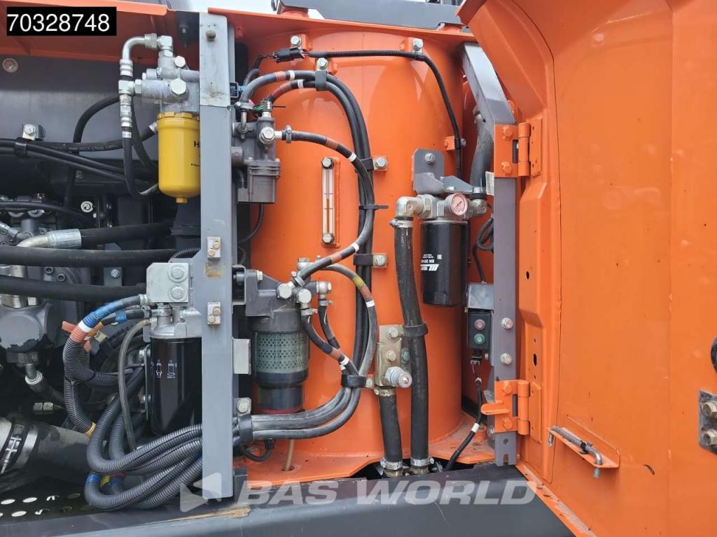 Hitachi ZX250 LC -6 Roto + Bucket Foto 28