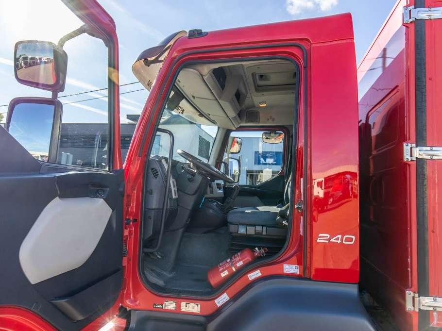 Volvo FL 240 (11.9T) Foto 17