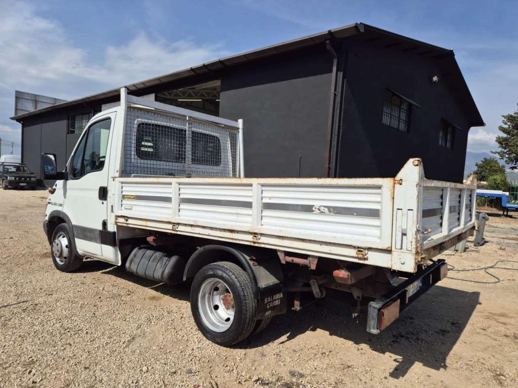 Iveco 35C9 Foto 3
