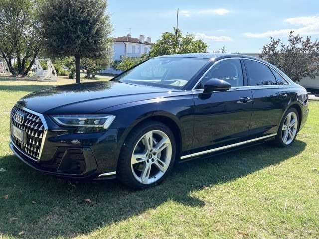 AUDI A8 Foto 2