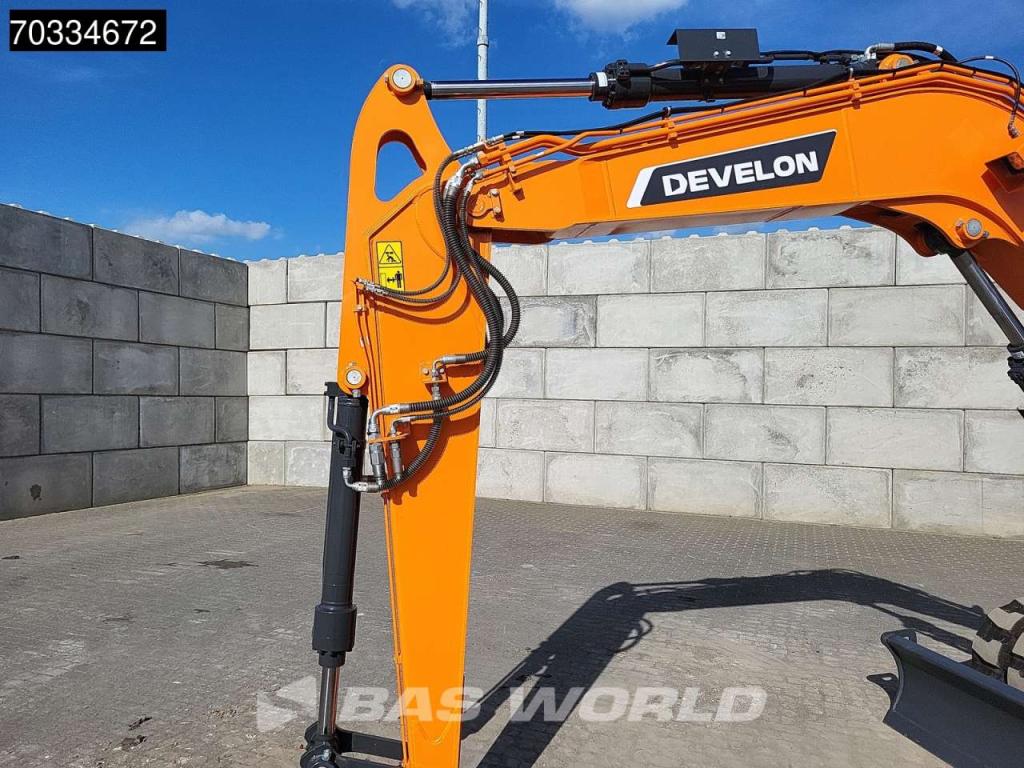 Develon DX85 R-7 A/C Foto 10