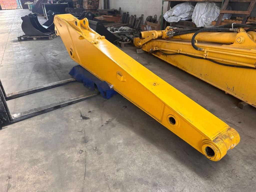 Komatsu PC210 Foto 1
