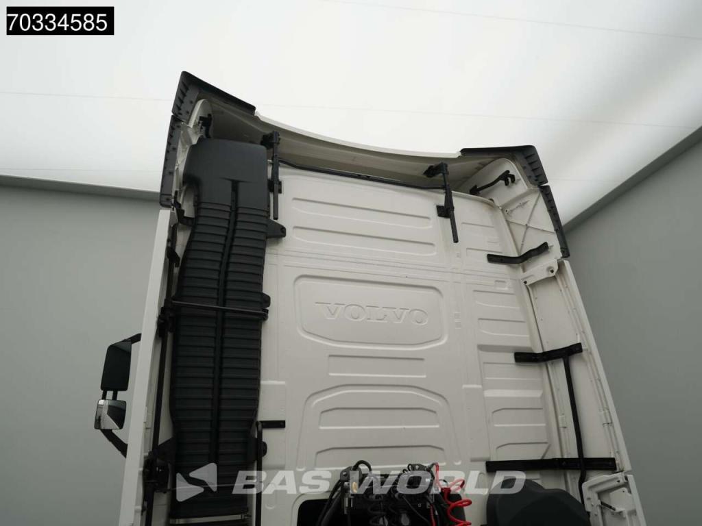 Volvo FH 460 4X2 Globe APK 05-2027 2x Tanks I-ParkCool Foto 17