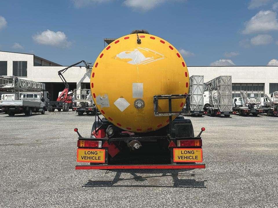Clayton BITUMEN TANK Foto 14