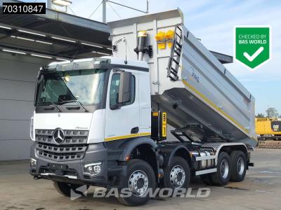 Mercedes-Benz Arocs 4242 8X4 20m3 Tipper 13-Ltr Engine Full Steel Euro 6 in vendita da BAS World B.V.