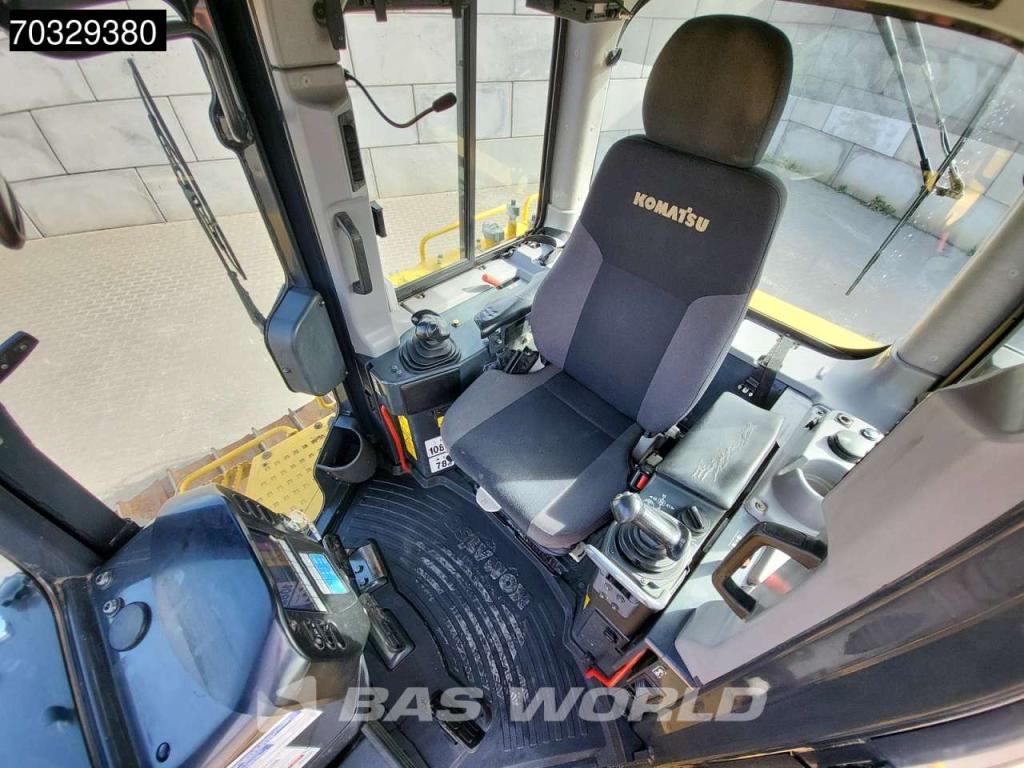 Komatsu D65 PX -18 Foto 29