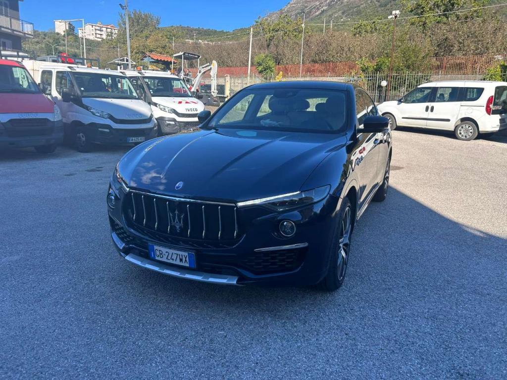 Maserati Levante Granlusso 3.0V6 Foto 5