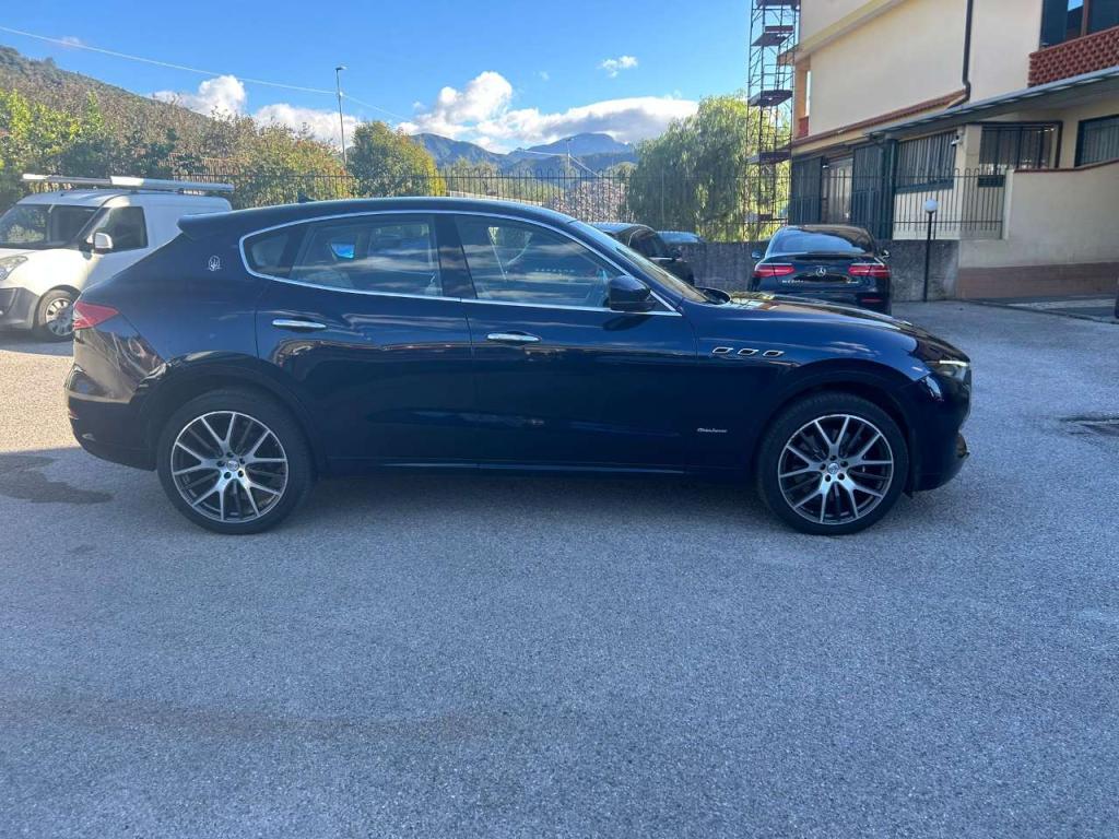 Maserati Levante Granlusso 3.0V6 Foto 9