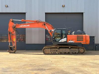 Hitachi ZX300LCN-6 in vendita da Big Machinery