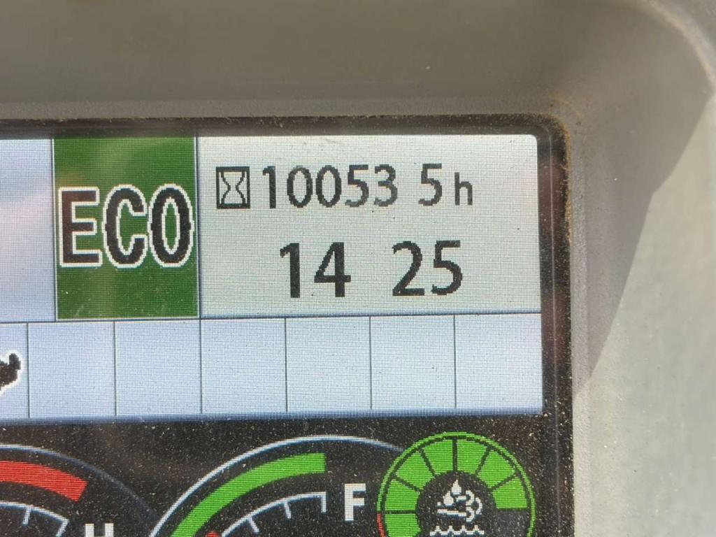 Hitachi ZX300LCN-6 Foto 23