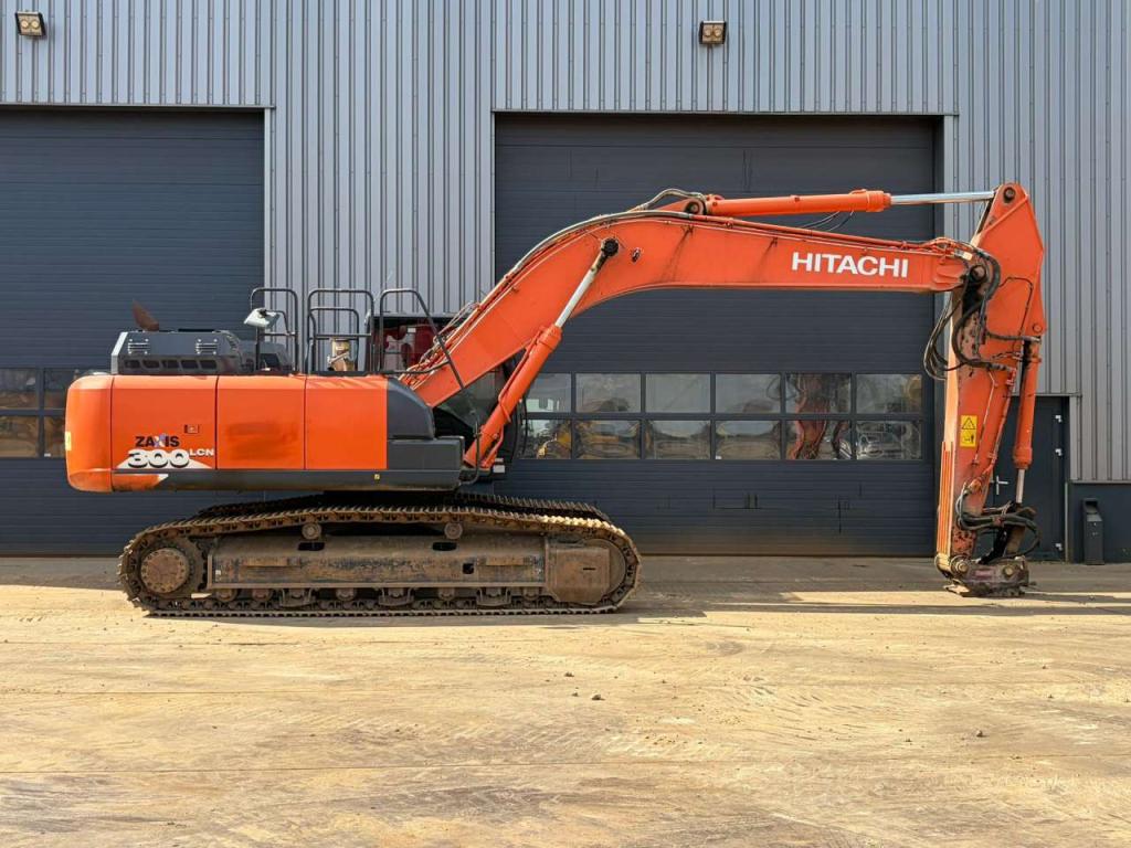 Hitachi ZX300LCN-6 Foto 6