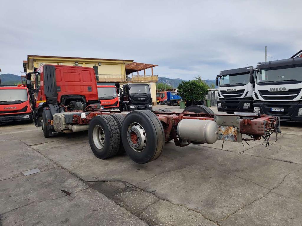 Iveco STRALIS HI-STREET 260S31 Foto 15