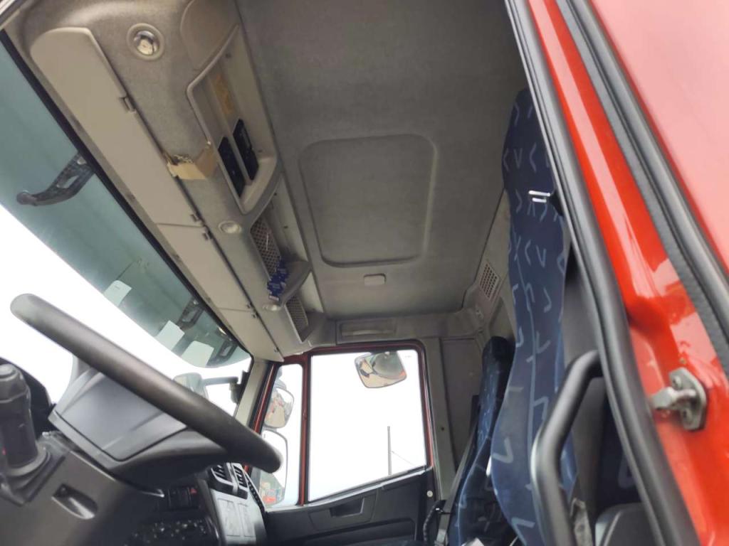 Iveco STRALIS HI-STREET 260S31 Foto 9