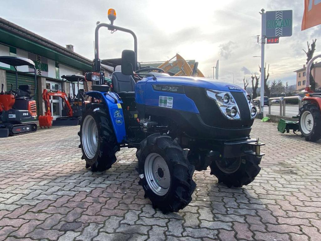 Solis S16 Doppia Trazione 4WD Foto 4