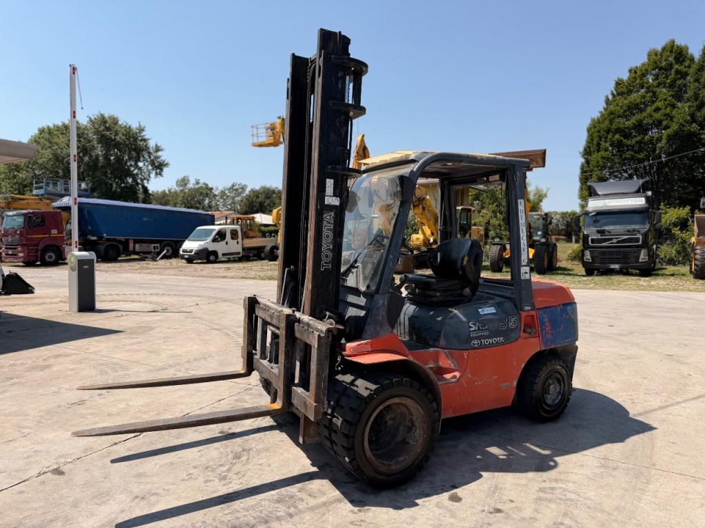 Toyota H35 Foto 2