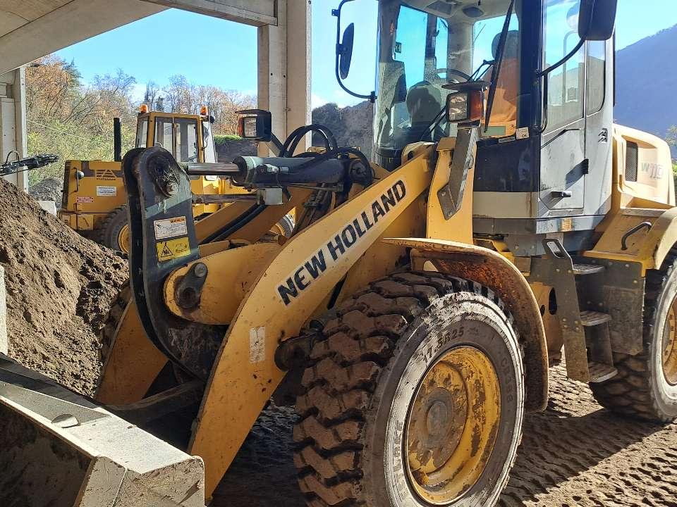 New Holland Kobelco W 111 Foto 3