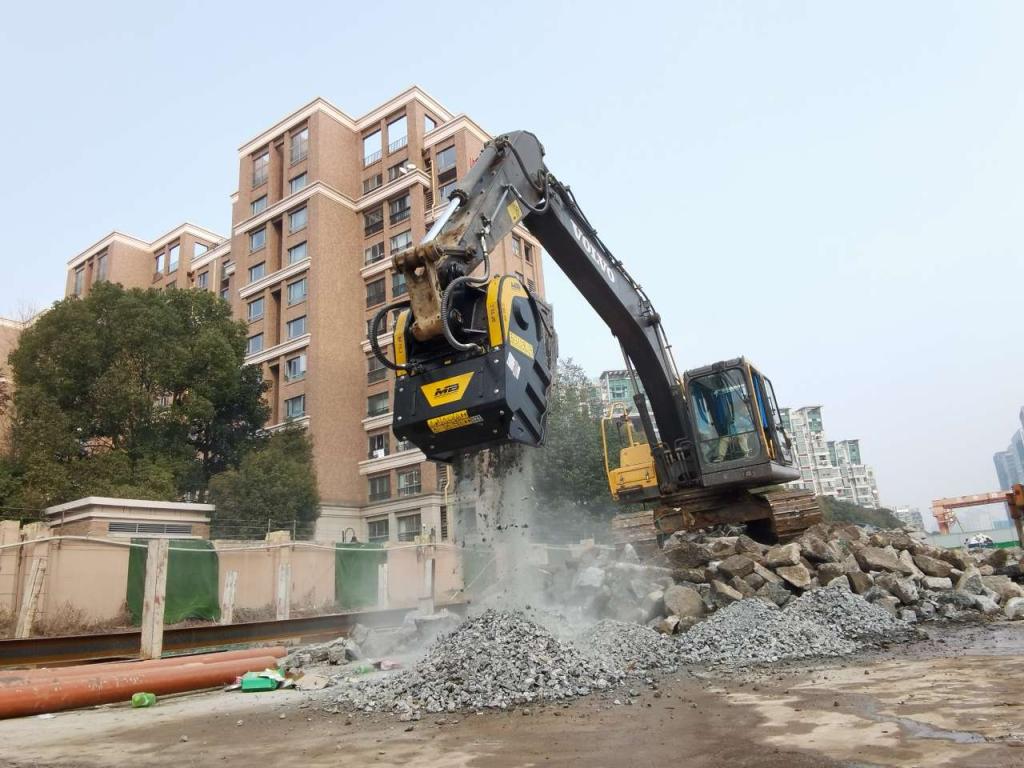 MB CRUSHER BF70.2 Foto 4
