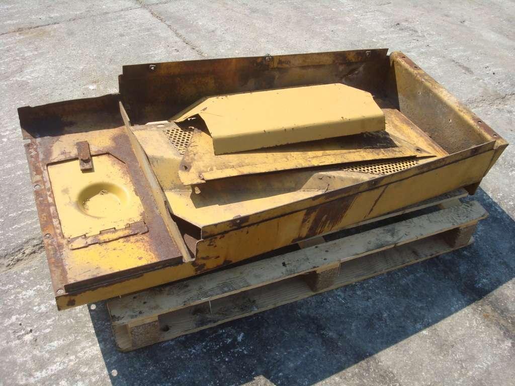 Cofano motore per CAT 951B Foto 1