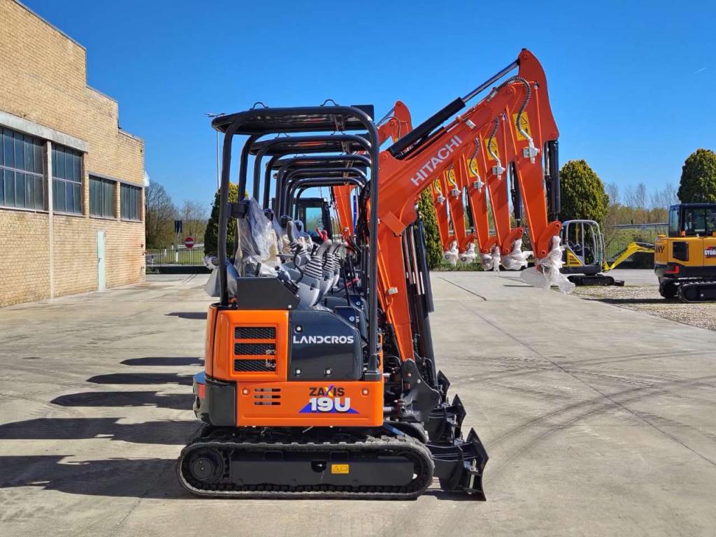 Hitachi ZX 19U-6 YR Foto 6