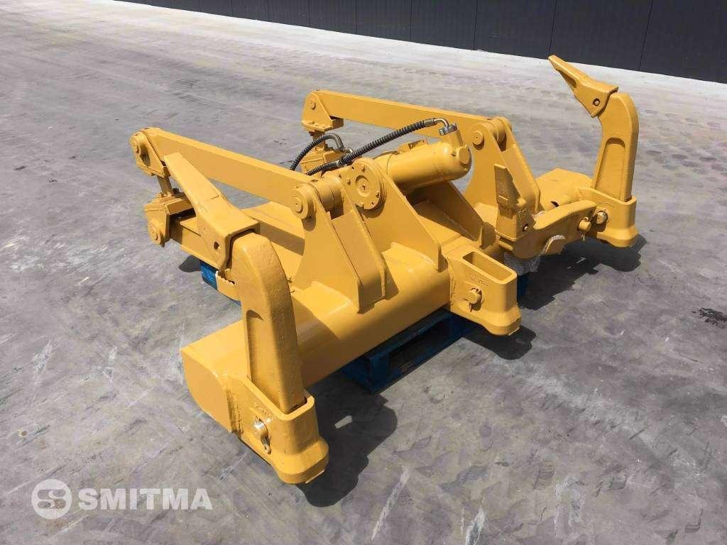 Caterpillar D6M Foto 2