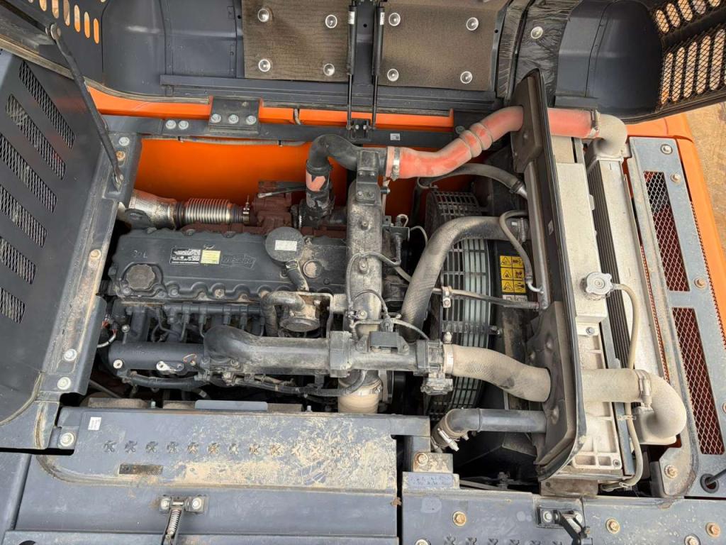 Doosan DX225LC-7 Foto 28