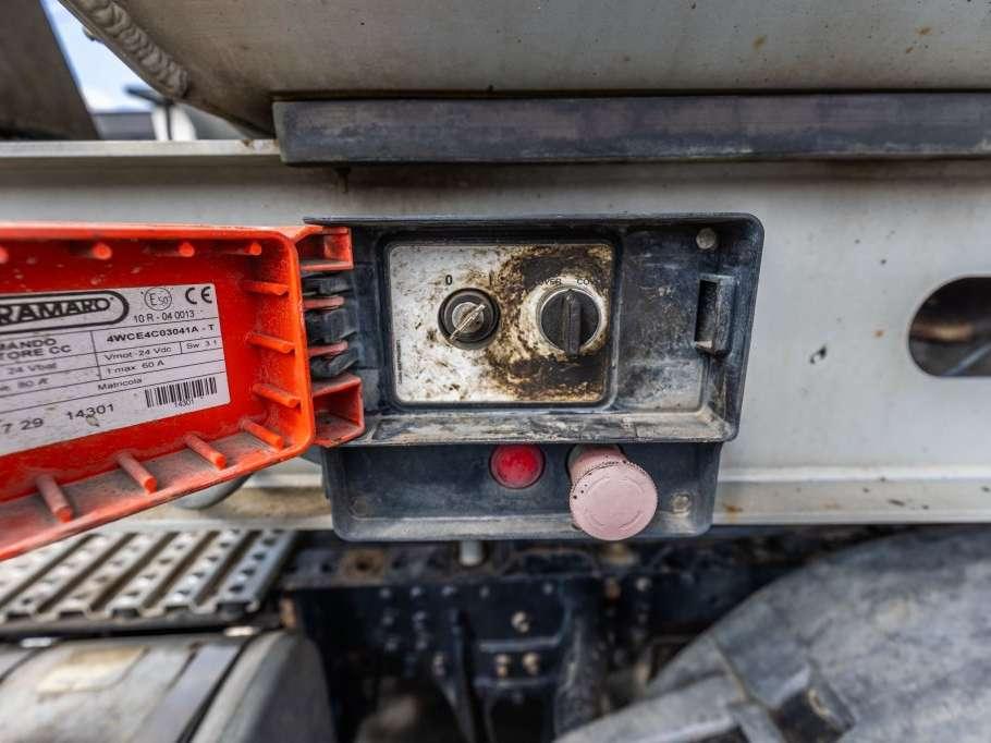 Benalu HARDOX 26m3+BACHE Foto 17