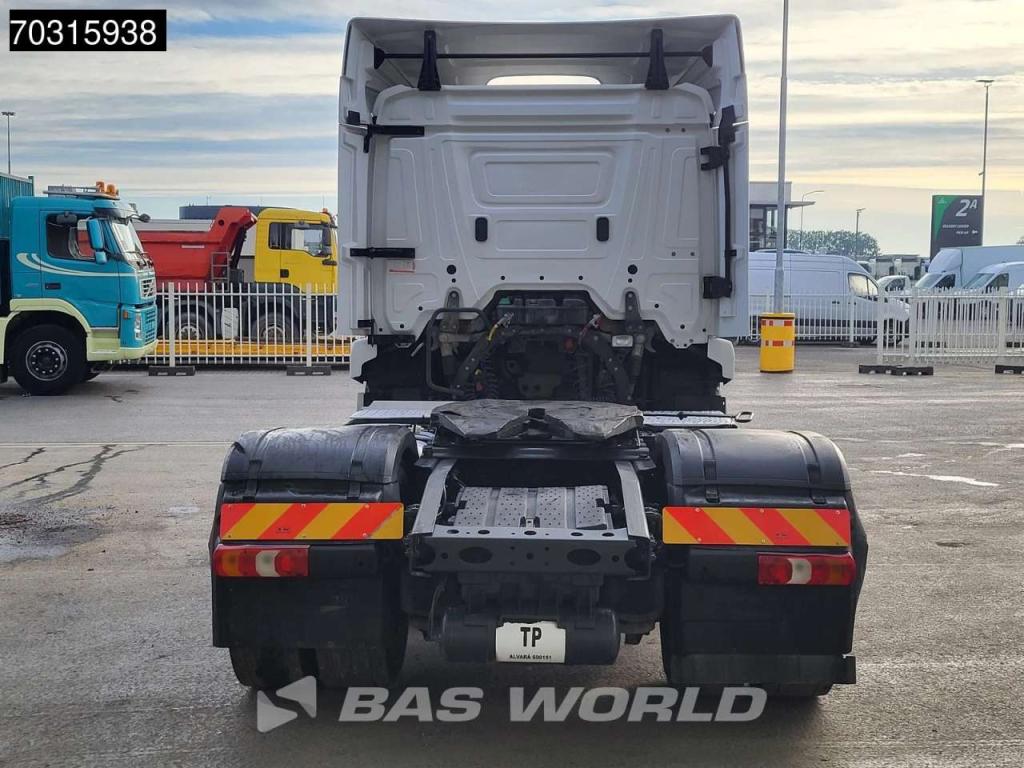 Mercedes-Benz Actros 1843 4X2 ClassicSpace Retarder Foto 10
