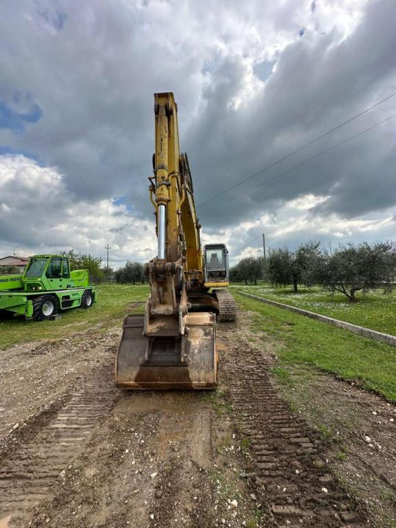 New Holland 305 Foto 4