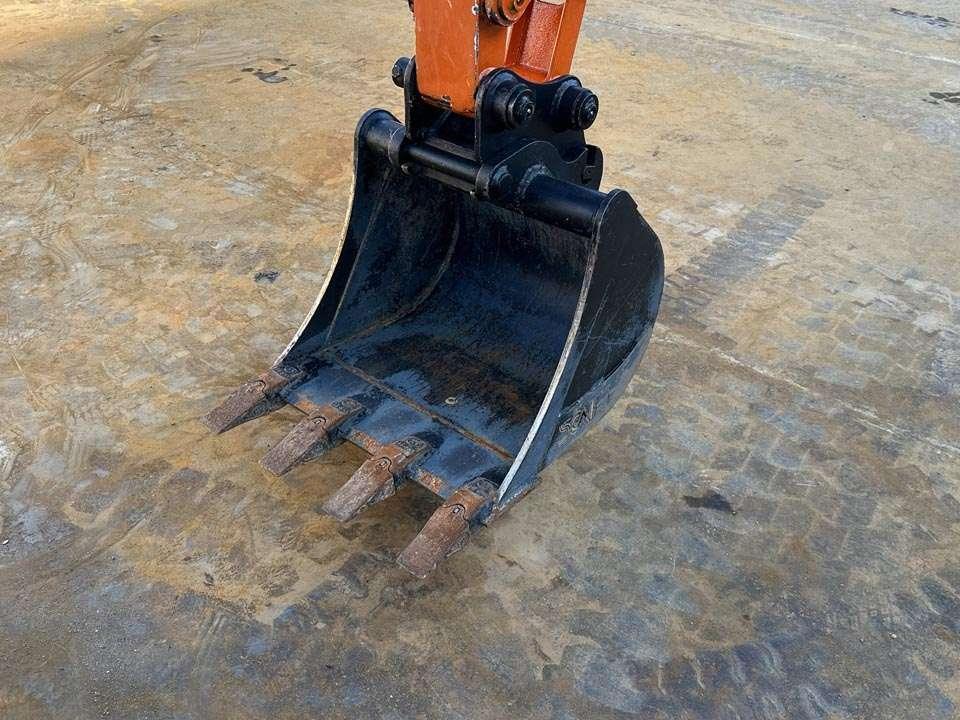Hitachi ZX 25 CLR Foto 9