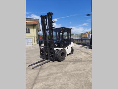 EP Equipment EFL553-HV6 in vendita da Uni.Trucks Srl