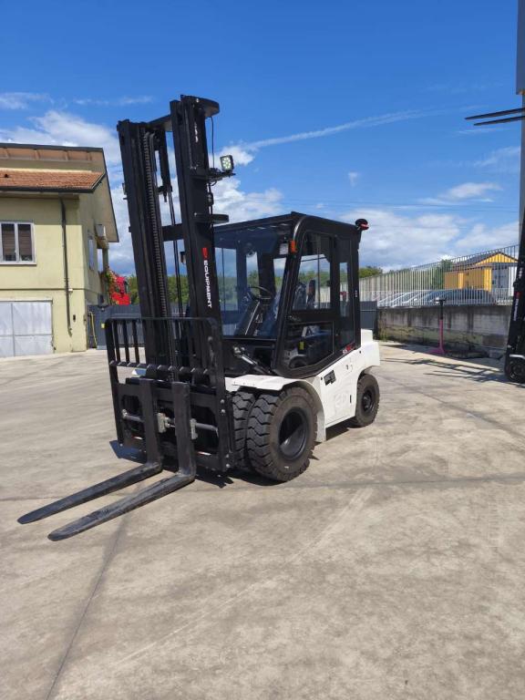 EP Equipment EFL553-HV6 Foto 1