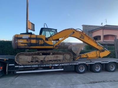 JCB JS160