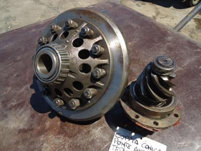 Coppia conica per Venieri 12.23 - N. DENTI PIGNONE 7 - CORONA 37 in vendita da OLM 90 Srl