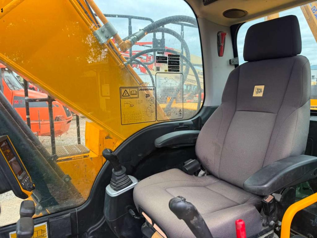 JCB JS220NLC Foto 3