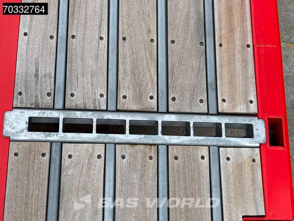 Kässbohrer 3 axles mega extendable HD platform Foto 20