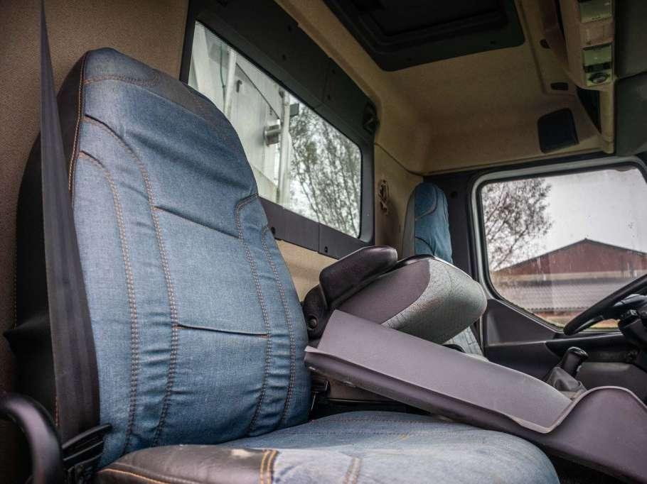 Renault PREMIUM 320 Foto 9