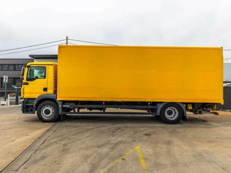 Man TGM 18.250 BL + DHOLLANDIA 2T. Foto 7