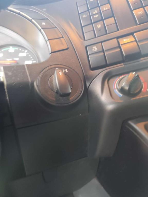 Iveco STRALIS AD 260S31 XP Foto 8
