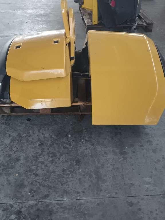 Parafango per Caterpillar 924K Foto 3