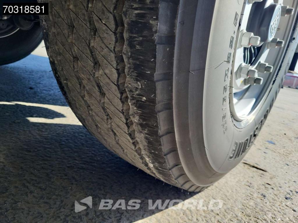 Kässbohrer XS 3 axles Lift Axle ALU Foto 17
