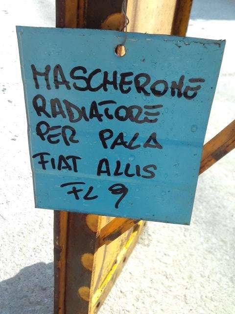 Mascherone radiatore per Fiat Allis fl9 Foto 4