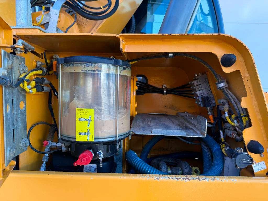 Liebherr R926LC - 15 Meter / GPS Prepaired / German Machine Foto 28